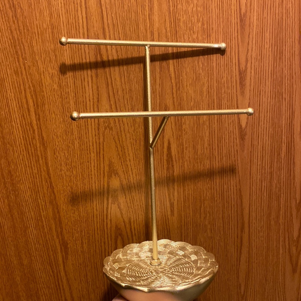 womens jewelery holder